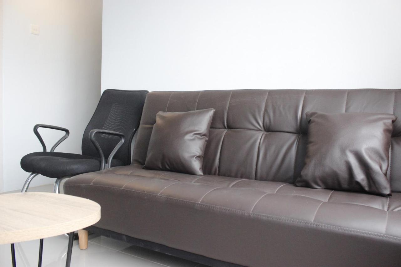 Modest 2Br Apartment At The Jarrdin Cihampelas By Travelio บันดุง ภายนอก รูปภาพ